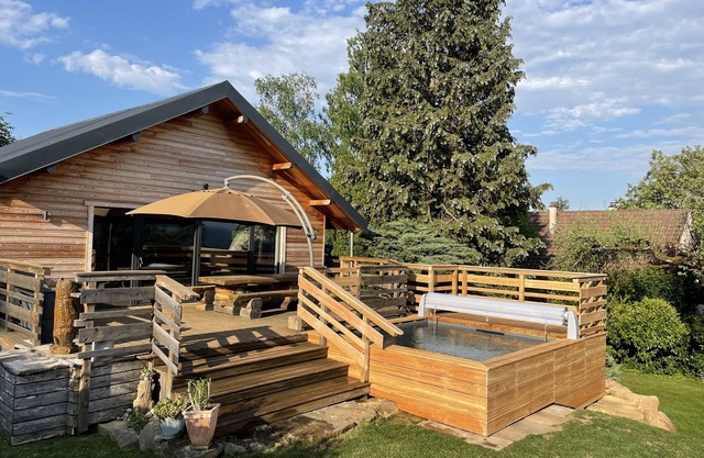 Cosy and comfortable chalet on the edge of a forest - SWIMMING POOL