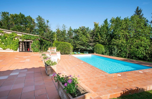 Cosy apartment in villa for 4 people with WIFI, pool, TV and terrace