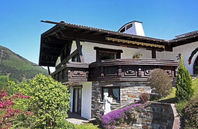 Cosy apartment for 5 guests with TV, terrace and panoramic view