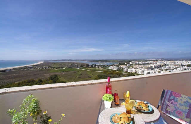 Cosy apartment for 2 guests with A/C, WIFI, TV and balcony