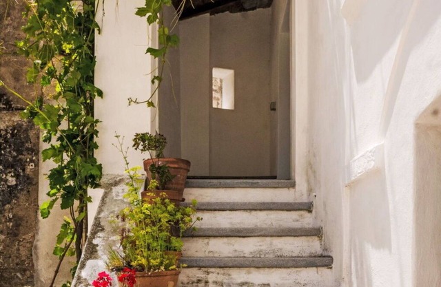 Cosy apartment for 2 guests with WIFI, balcony, pets allowed and parking