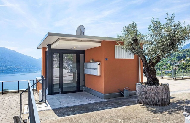 Cosy apartment for 4 guests with patio, pets allowed and panoramic view