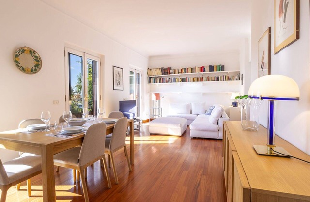 Cosy apartment for 4 guests with WIFI, A/C, TV and terrace