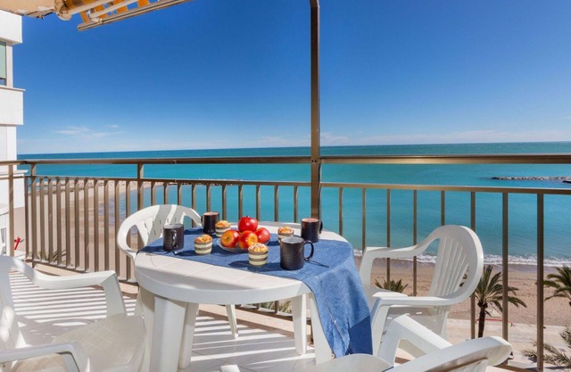 Cosy apartment for 6 guests with WIFI, TV, terrace and pets allowed