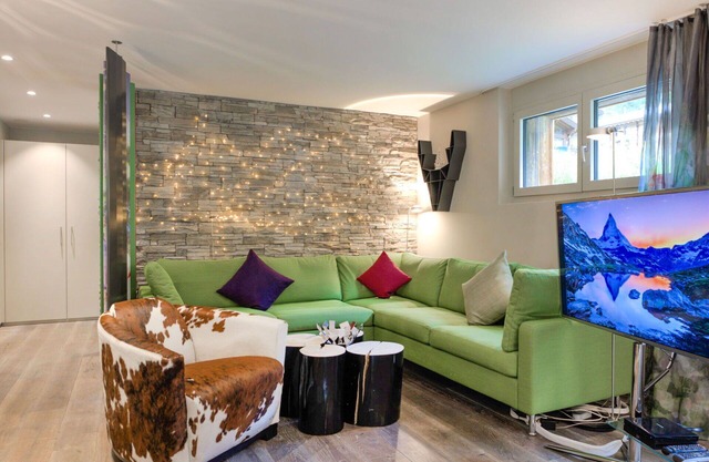 Cosy apartment for 8 guests with WIFI, TV and terrace