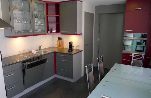 Cosy apartment for 4 people with WIFI, TV, terrace, pets allowed, panoramic view and parking