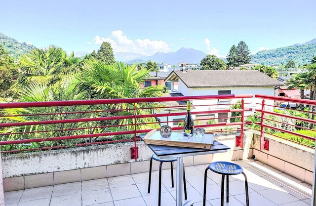 Cosy apartment for 4 guests with pool, WIFI, TV and balcony