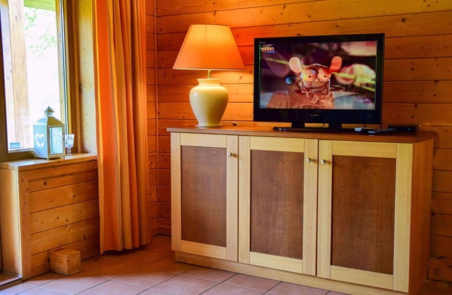 Cosy apartment in villa for 4 people with WIFI, TV, terrace and parking