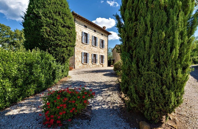Cosy apartment in villa for 2 people with pool, WIFI, TV, patio and panoramic view