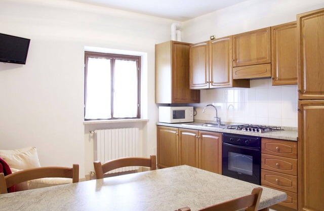 Cosy apartment in villa for 6 guests with pool, WIFI, TV and panoramic view