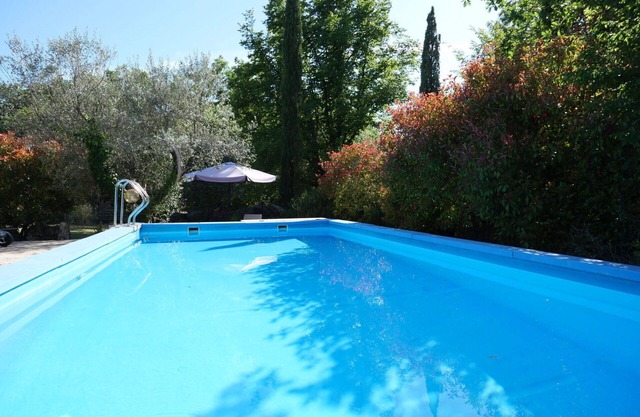 Cosy apartment in villa for 4 guests with pool, terrace and pets allowed