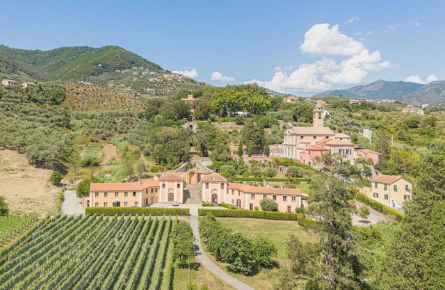 Cosy apartment in villa for 4 people with WIFI, TV and parking