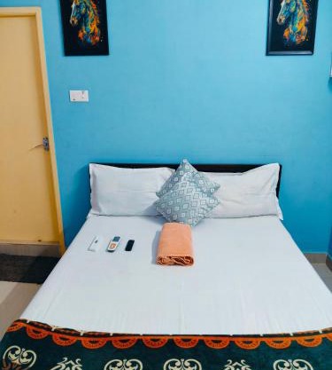 Cosy Homestay Behind Airport, close to DLF & RMZ IT park, MIOT and SRM Hospitals, Trade Center