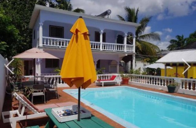 Cosy, Peaceful Villa located 5 minutes from Ocho Rios.