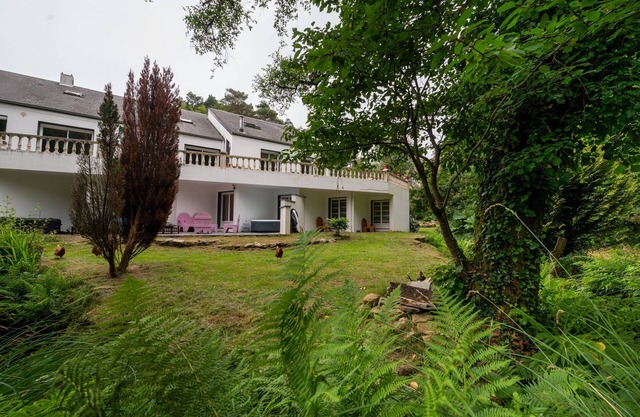 Cottage "Domaine Moulin Blanc" with Private Garden & Wi-Fi