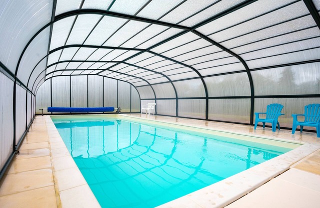 Cottage 'Gite Avec Piscine 20min Plage' with Private Pool, Private Terrace and Wi-Fi