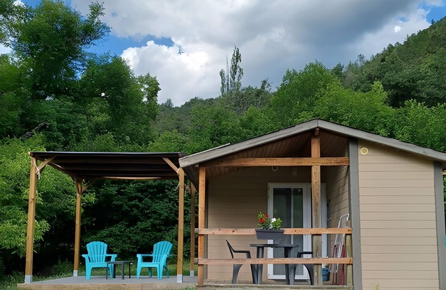 Cottage "Morgon" with Mountain View, Wi-Fi and Air Conditioning
