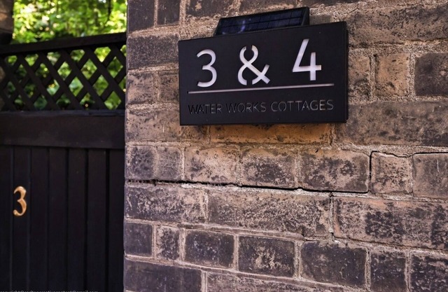 Cottage Near Thames & Palace Family Friendly