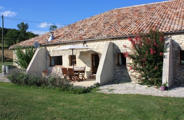 Cottages Grand Pré! Gite Hugo for 4 people