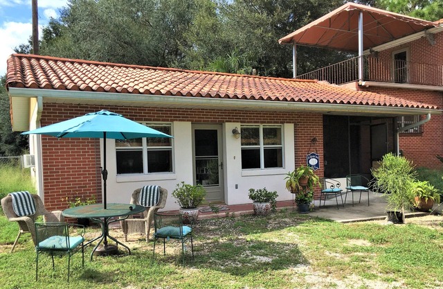 Country Cottage at Starr Lake - Sleeps 4