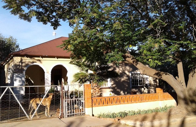 Country Home Accommodation Sunset Place in Philippolis