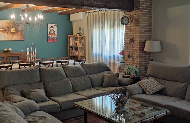 Country House 'El Altero' with Sea View, Wi-Fi and Air Conditioning