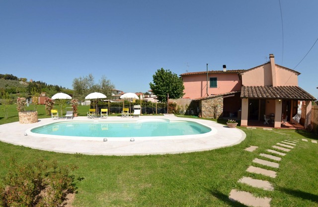 Country House/Farm House in Buti with 1 bedrooms sleeps 4