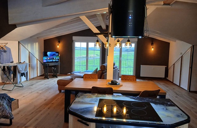 Country House 'Hof Sorgenfrei' with Mountain View, Wi-Fi and Air Conditioning
