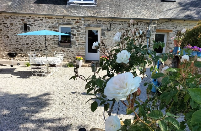 Country house just 2 km from the beaches of Lézardrieux