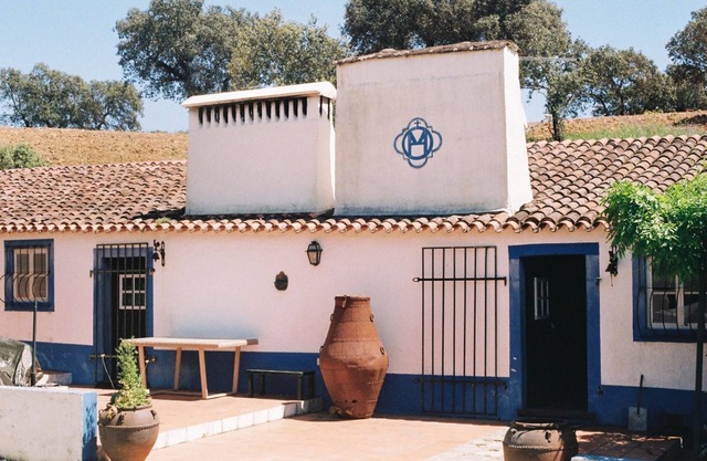Country House 'Monte Horta Da Velhinha' with Private Pool, Wi-Fi and Air Conditioning