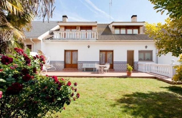 Country House 'Senda Bardenas' with Private Garden and Wi-Fi