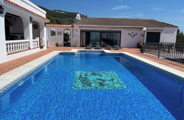 Country House 'Villa La Vista' with Sea View, Private Pool and Wi-Fi