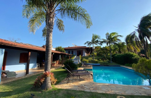 COUNTRY HOUSE WITH HEATED POOL IN GATED COMMUNITY (FAMILIES ONLY)