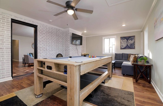 Countryside Comfort Concord | Sleeps 11