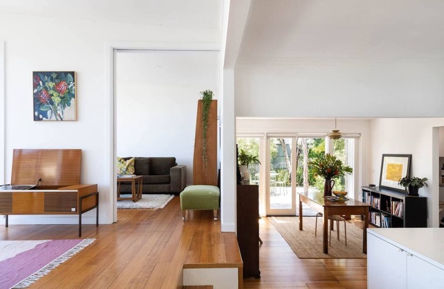 Couples Corner A Stylish Bay View Retreat