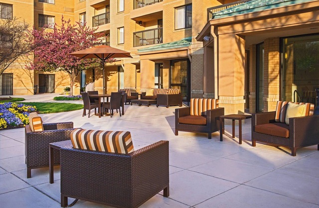 Courtyard by Marriott Richmond Northwest