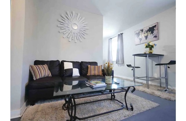Coziest House In JAX | 3BR, 7 Minutes To Downtown