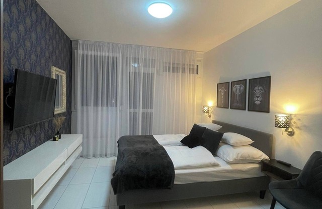 Cozy 1-bedroom apartment with AC and WiFi in quaint Zalaegerszeg
