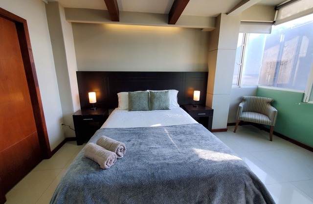 Cozy 1 bedroom apartment by the beach