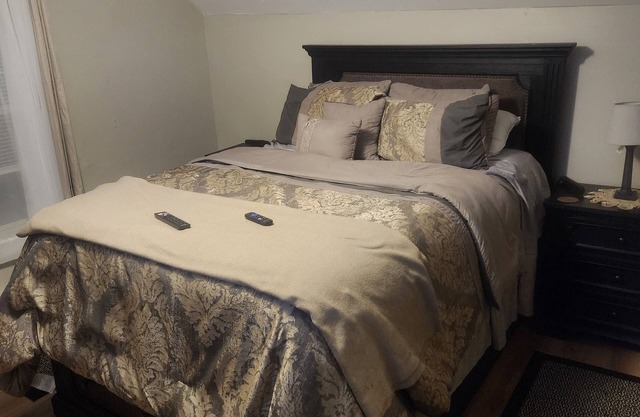 Cozy 1-bedroom with AC and WiFi in nice Norwich