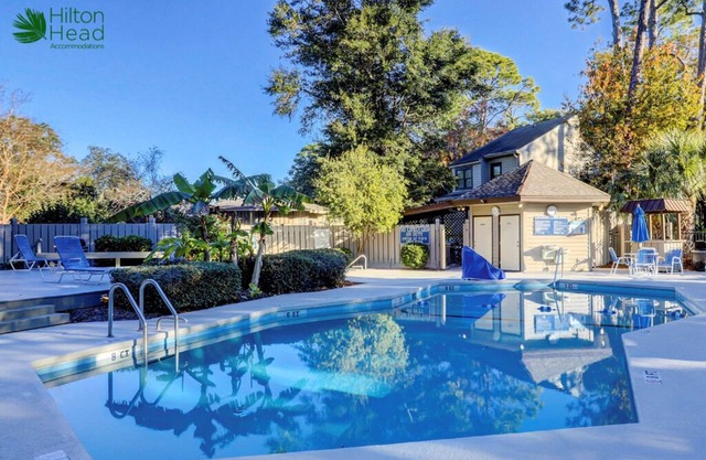 Cozy 2-bedroom, 2-bathroom villa nestled within the Village at Palmetto Dunes.
