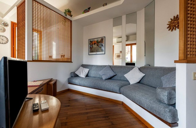 Cozy 2-Bedroom Stay at Lido di Venezia
