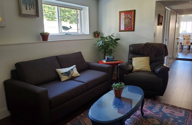 Cozy 2 bedroom suite