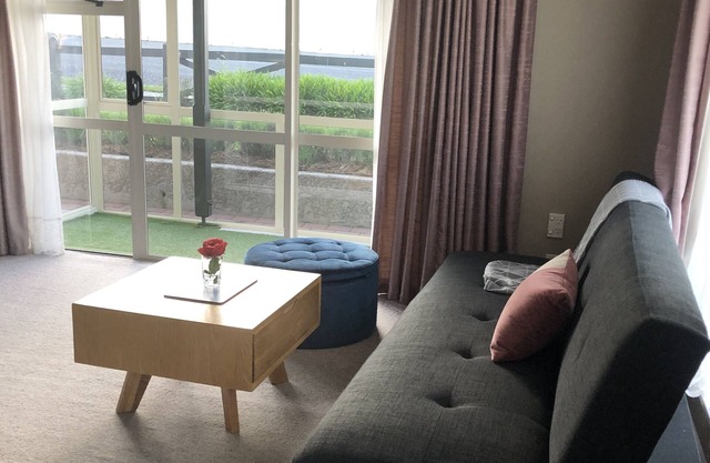 Cozy 2 Bedrooms Lavender Garden House at Oamaru, sweet as home!