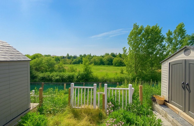 Cozy 3BR Caledon Bsmt Suite w/Private Access & Basketball Court—Near Brampton!
