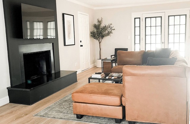 Cozy 4-bedroom house in beautiful Peachtree City with WiFi, AC.