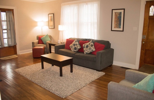 Cozy and Peaceful Home minutes from Memphis Airport & Graceland