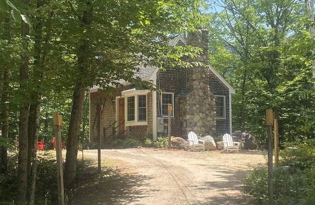 Cozy and Private Cabin on Almost 2 Acres w/Stone Fireplace in White Mountains