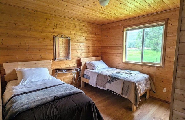 Cozy and Relaxing Getaway Cabins 16