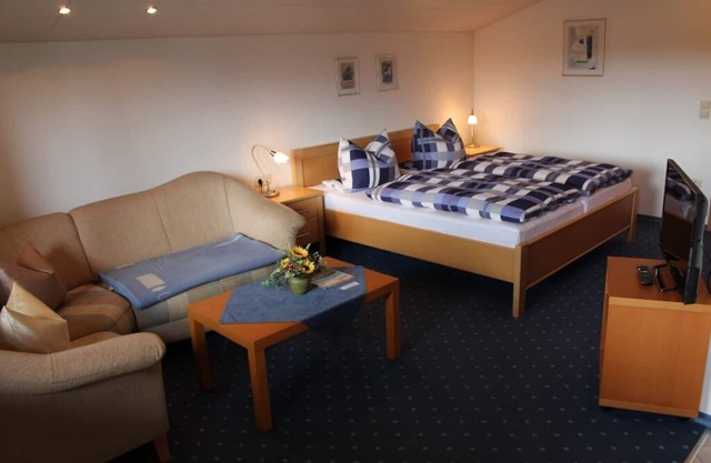 Cozy apartment (30sqm) for up to 2 persons, with view to the mountain side